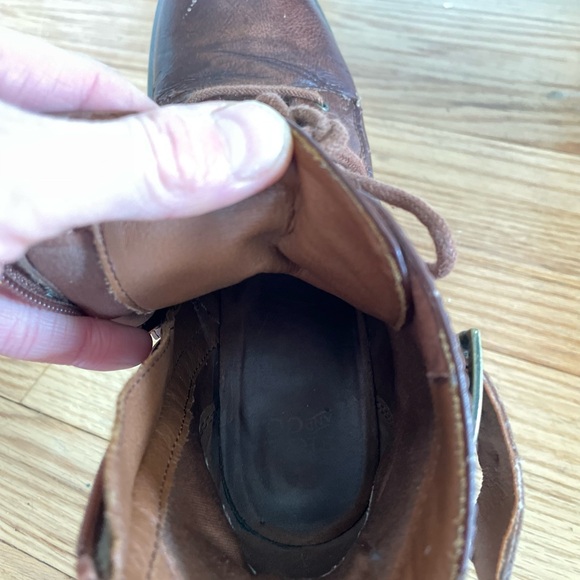 FRYE AND CO. Chestnut Heeled Boots - Picture 7 of 12